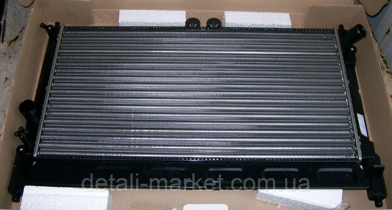 Радиатор охлаждения Ланос с кондиционером Luzar (сборный): продажа ...