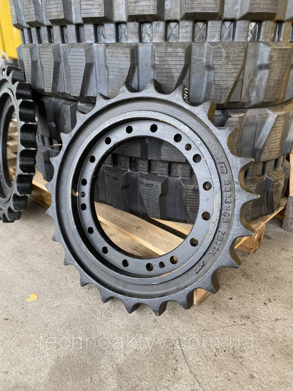 Зірка провідна Зірочка приводний для екскаватора VOLVO EC300, EC330, EC340, EC360, EC420