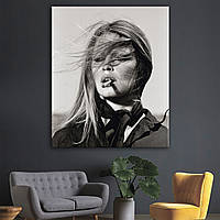Стильна картина для залу, кабінету, офісу Бріжит Бардо з сигаретою