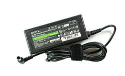 Блок живлення 16 V 4 A штекер 6.5 pin