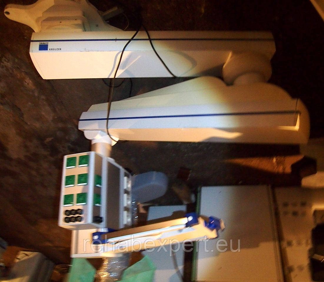 Стельова Консоль для операційних TRUMPF KREUZER DVE SOLO 116cm x 131cm