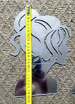 Годинник пластикові дзеркальні срібло "дівчина з годинником" діаметр 35-65см, фото 3