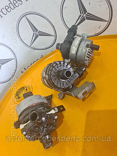 Водяной насос системы охлаждения Mercedes w205, w213