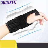 Бандаж на променево-зап'ястковий суглоб AOLIKES з пластинами жорсткості на праву руку S 00227, фото 2