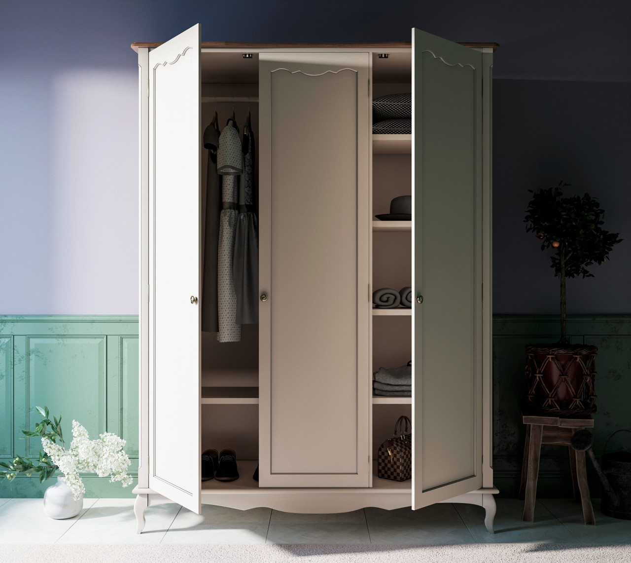 Шкаф трехдверный "Моне" из натурального дерева Шкаф трехдверный "Моне" из натурального дерева