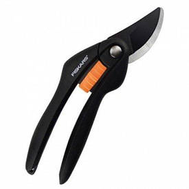 Площинний секатор SingleStep Fiskars p26 і їхати (1000567)