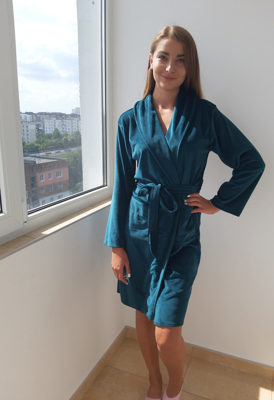 Молодіжний велюровий жіночий халат на запах 44,46,48,50р, доставка по Україні Укрпочта, НП - фото 1 - id-p1115558650