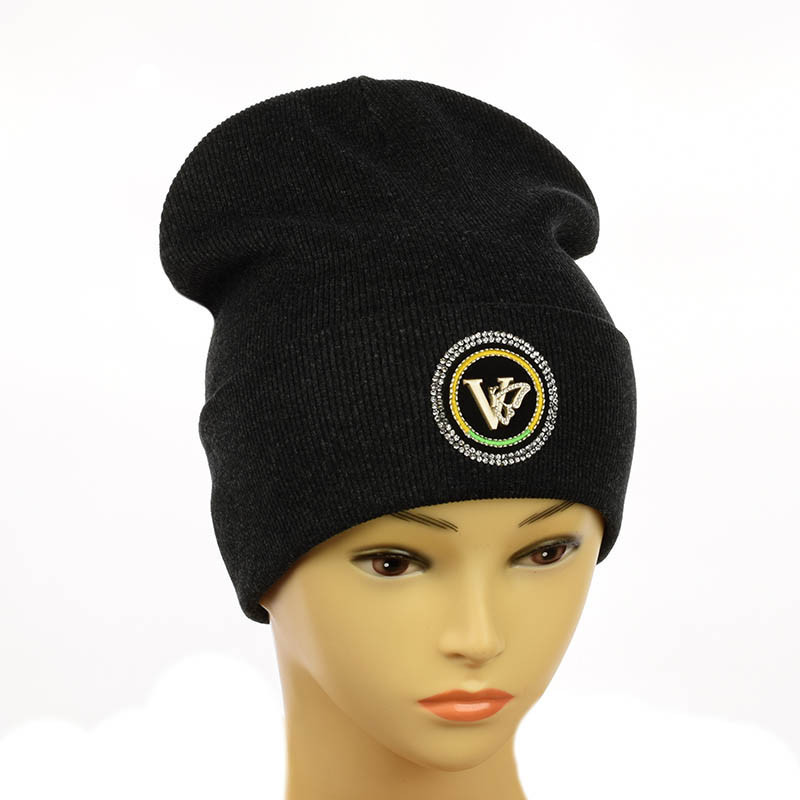 Молодіжна шапка з декором "VLTN" темно-сірий