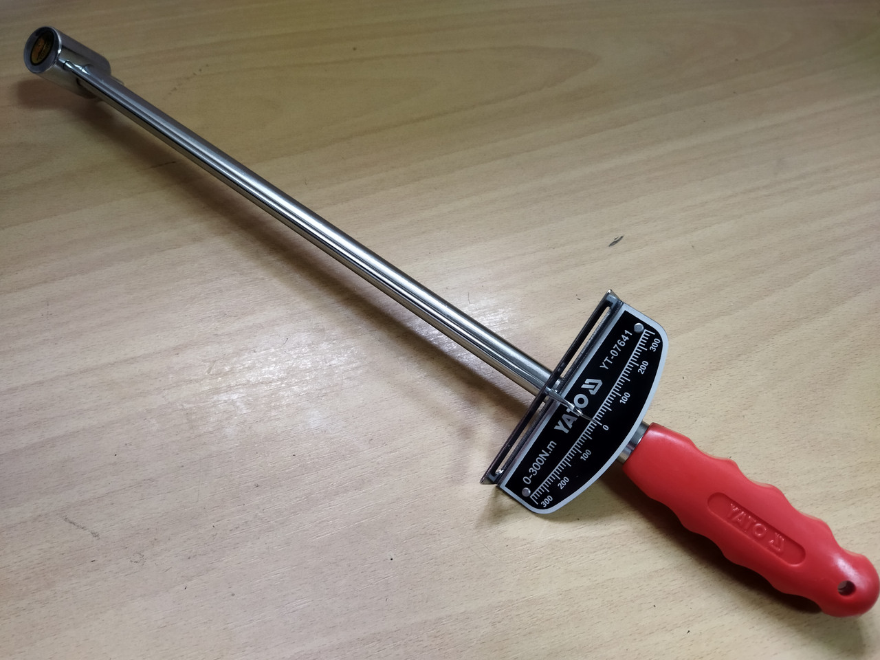 Ключ динамометричний стрілочний, квадрат 1/2" F=0-300Hm