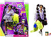 Лялька Барбі Екстра Модниця з пухнастою накидкою і довгими косичками Barbie Extra GXF10, фото 5
