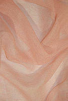 Тонкая сетка розового цвета с золотистыми вкраплениями. Высота - 2,8 м