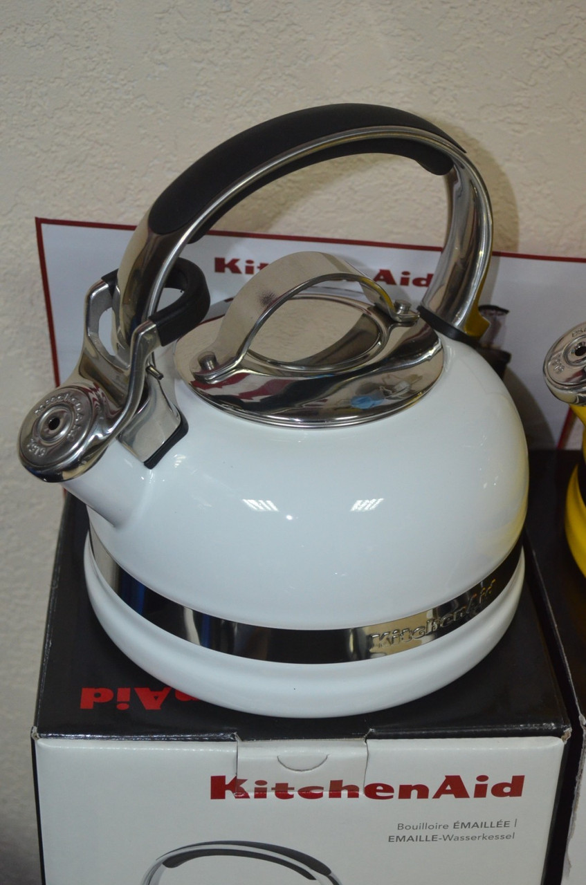 3296412509_w640_h640_329641250