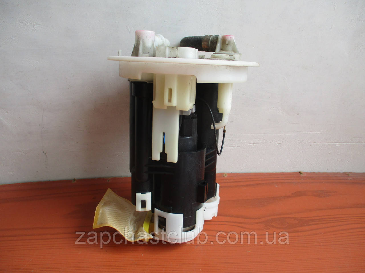 Насос паливний / бензонасос у зборі MR497413 9915932 Lancer 9 Mitsubishi, фото 1