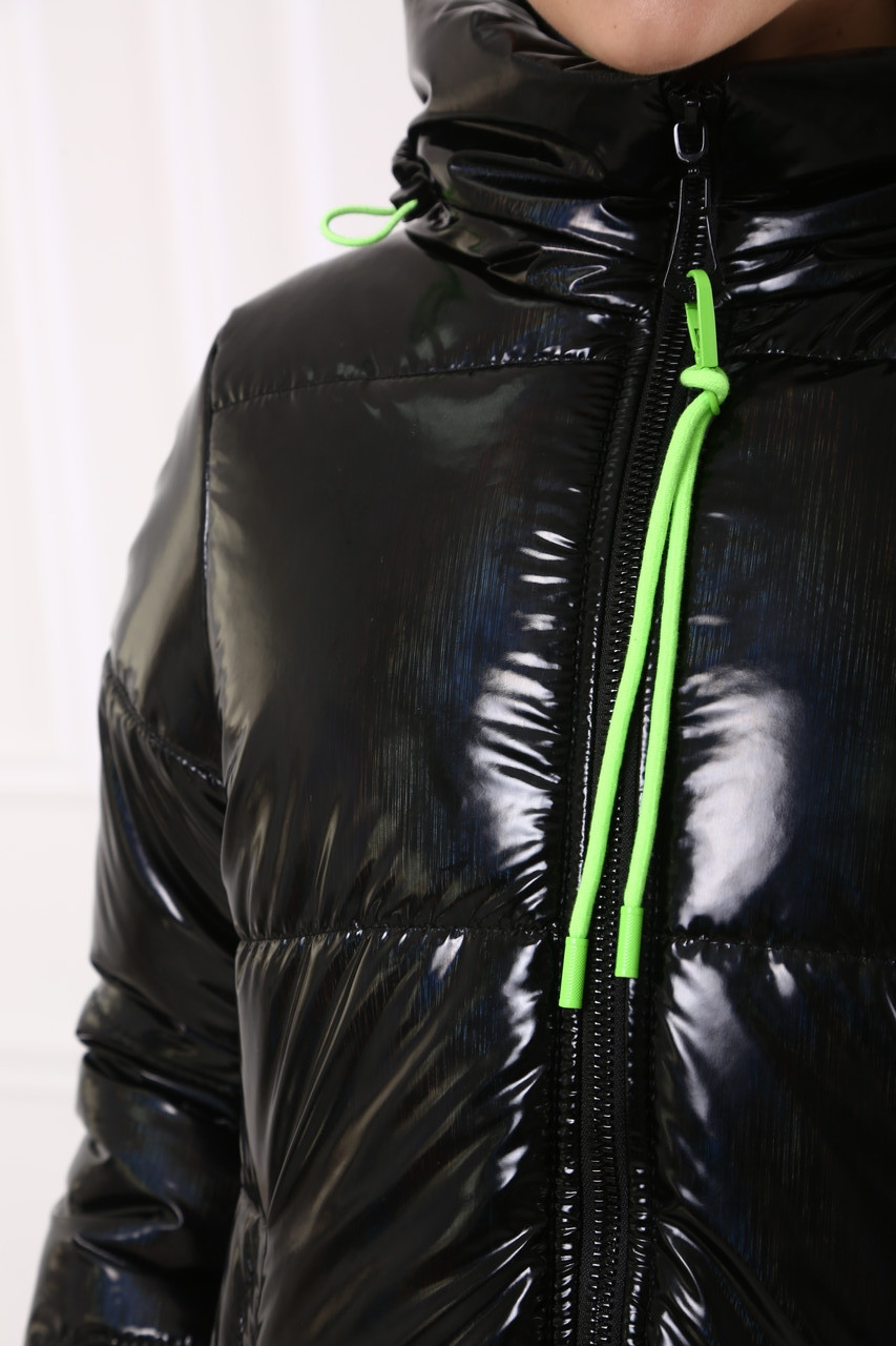 Зимняя куртка пуховик на девочку удлиненная куртка черная лаковая 12 лет - фото 5 - id-p1467834833