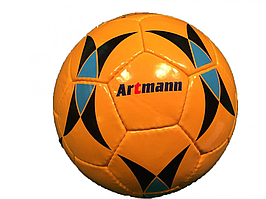 Футбольний м'яч помаранчевий