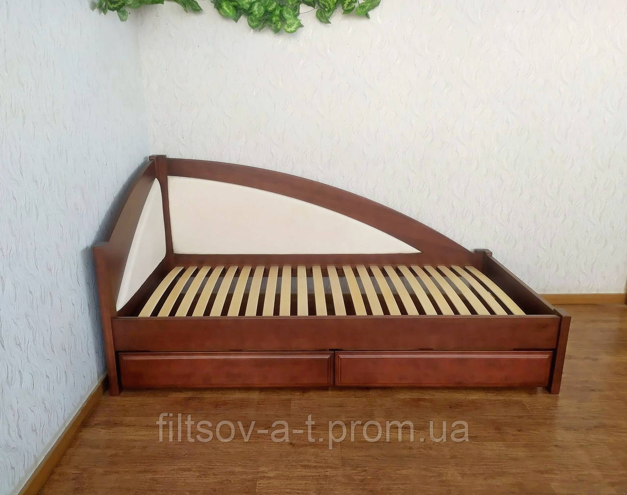 Угловая деревянная диван тахта с мягкой спинкой из массива дерева "Радуга Премиум" от производителя 80х190, итальянский орех - фото 6 - id-p1467849271