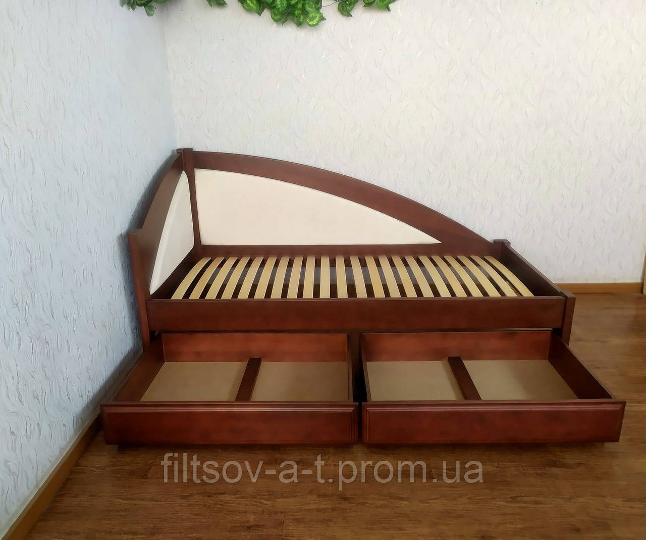 Угловая деревянная диван тахта с мягкой спинкой из массива дерева "Радуга Премиум" от производителя 80х190, разные оттенки - фото 4 - id-p1467849269