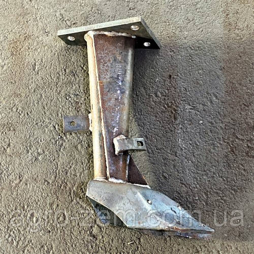 Стійка плуга 25 низька Bomet Польща (корпус голий), фото 1