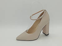 Шкіряні туфлі на підборах.Маленькі ( 33, 34, 35) розміри.