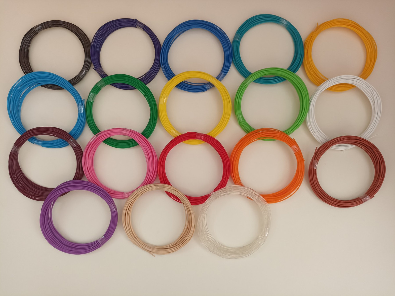 Набір PLA пластику 18 кольорів по 10 метрів для 3D-ручки / 180 метрів - фото 2 - id-p1468558523