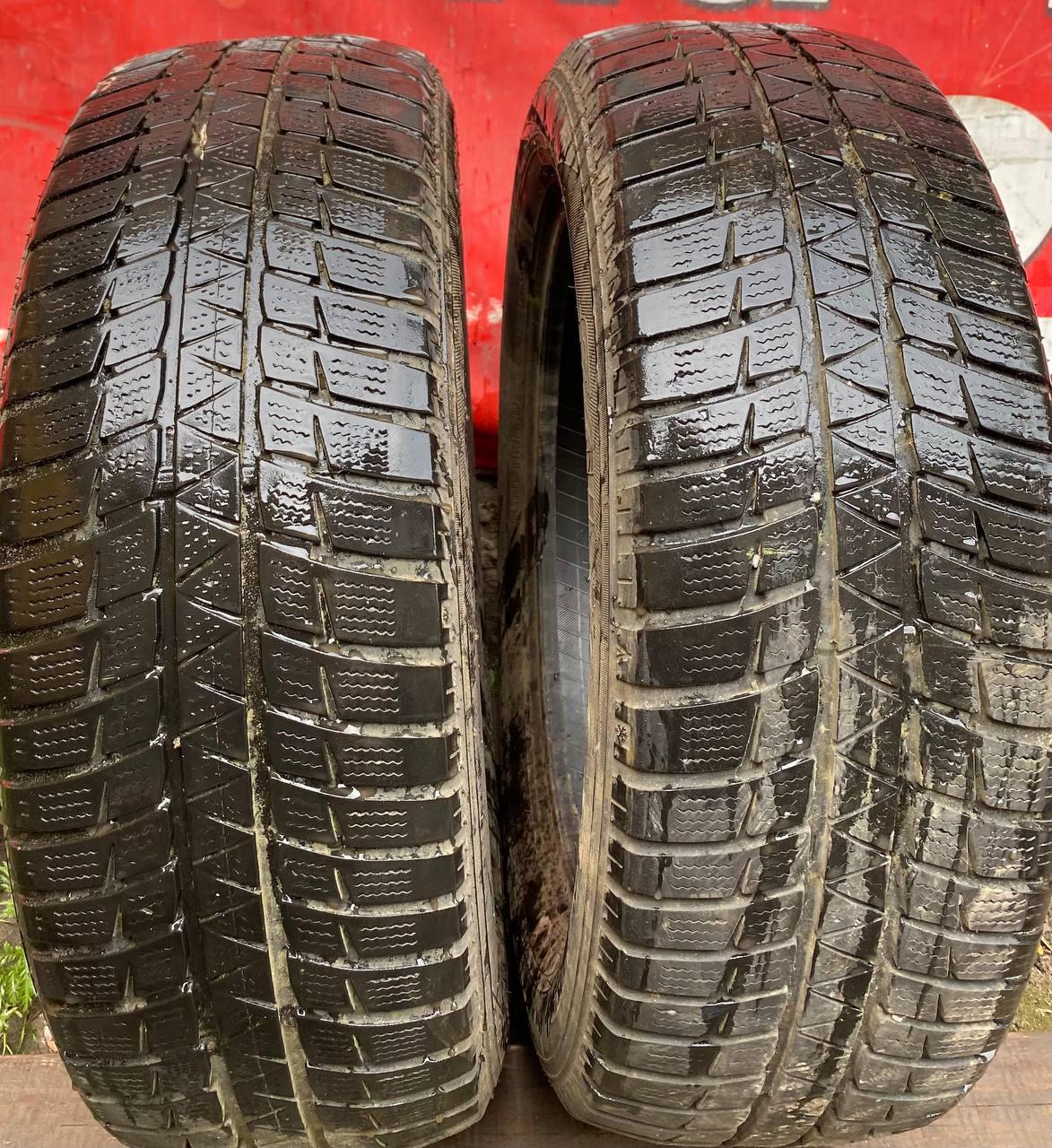Шины б у 215 60R17 FALKEN Зима