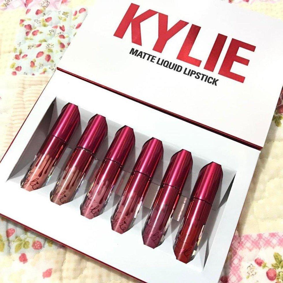 НАБІР ПОМАД KYLIE MATTE LIQUID LIPSTICK 6 ШТУК