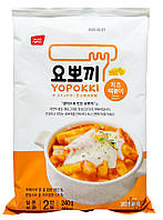 Топоккі в сирному соусі, 240 г, ТМ Young Poong / Yopokki, Південна Корея