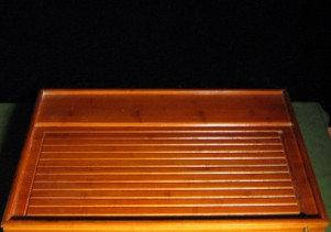 Столики чайні