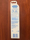 Зубна щітка Oral-B Cross Action 3D White на батарейці, B1010F, фото 5
