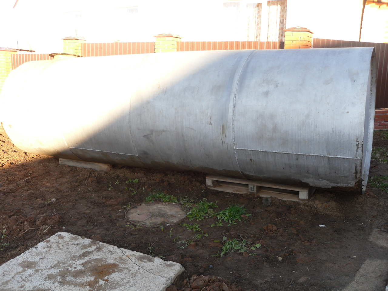 Резервуар горизонтальний сталевий