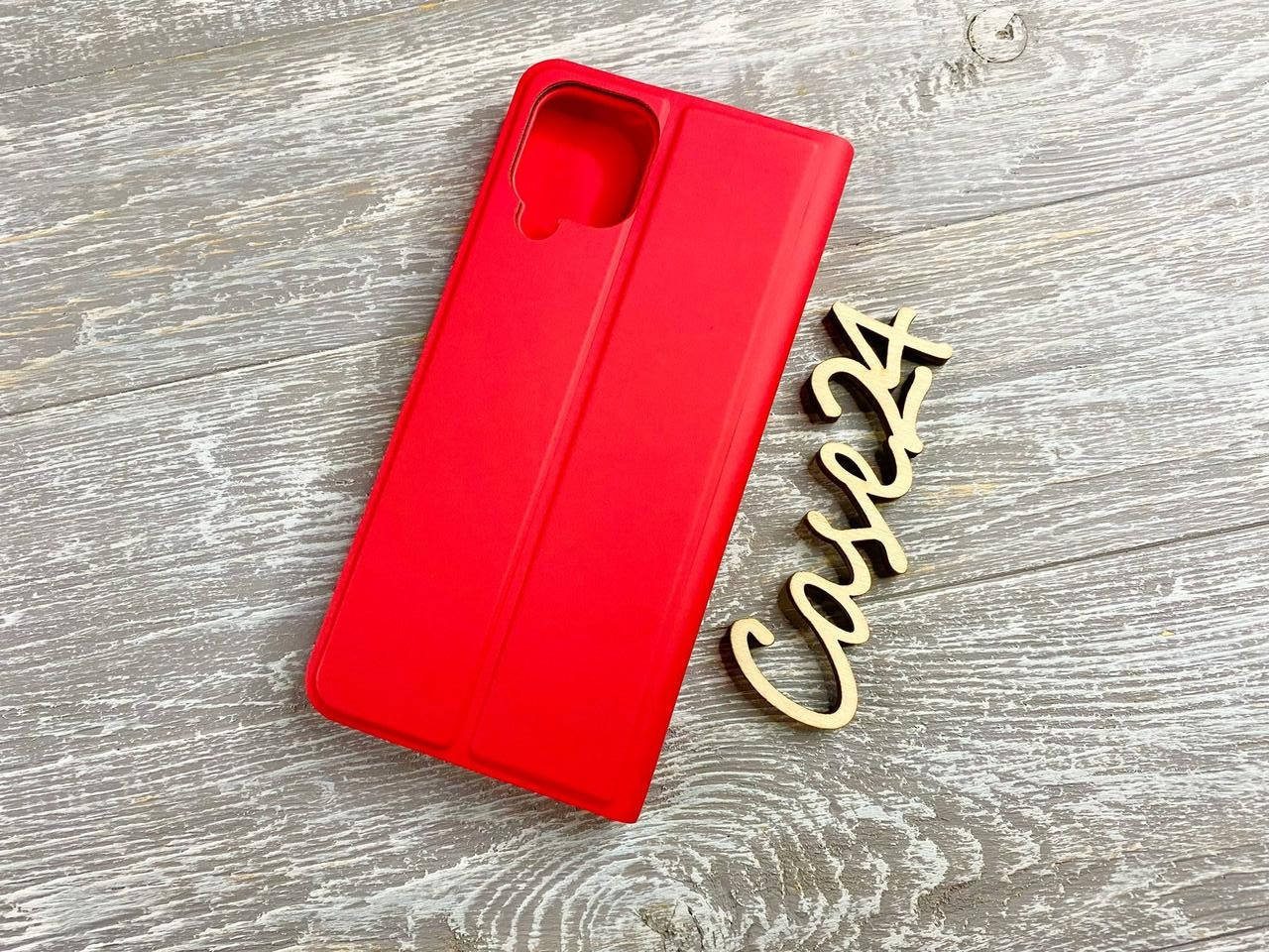 

Чехол книжка WAVE Shell Case для Samsung Galaxy M32 (2 цвета) красный