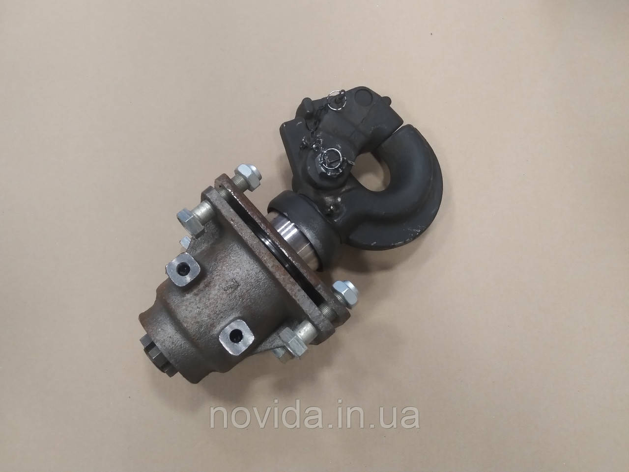 Прилад буксирувальний КАМАЗ (фаркоп) у зборі 10 т. 5320-2707210