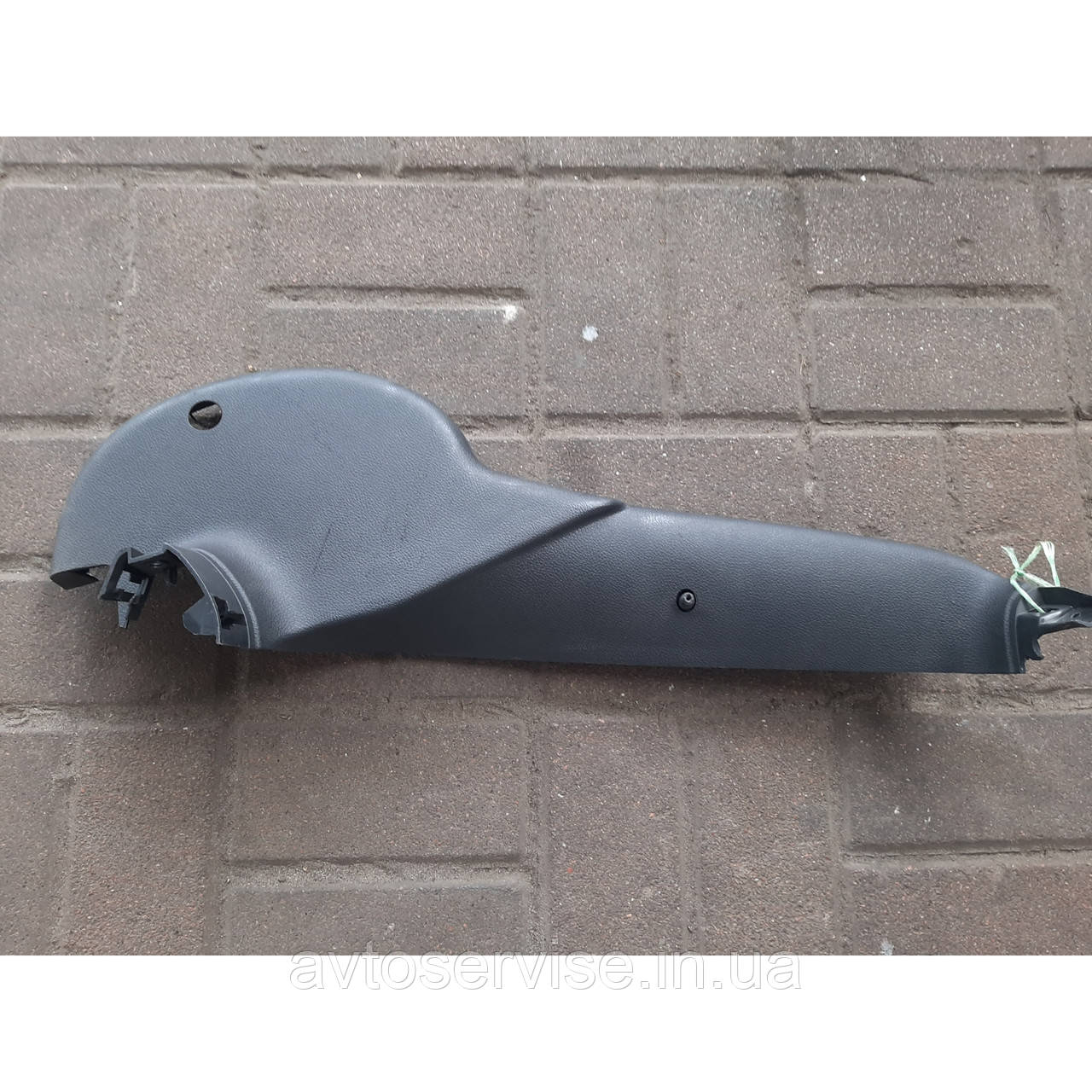 Накладка дверцята багажника права Skoda Superb 2, фото 1