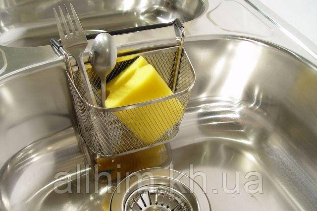 Отрута на тарілці? Чим небезпечні засоби для миття посуду