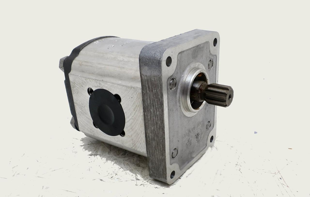 Шестерневий насос Parker 1PL072CRDFBN