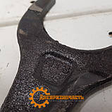 Вилка перемикання редуктора КПП МТЗ (Оригінал) 50-1702028, фото 2