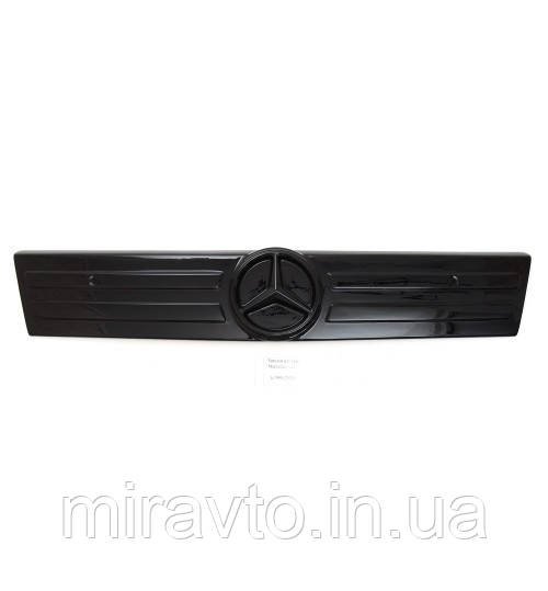 Зимова накладка Mercedes Vito W638 1996-2003 на решітку радіатора глянцева "FLY"