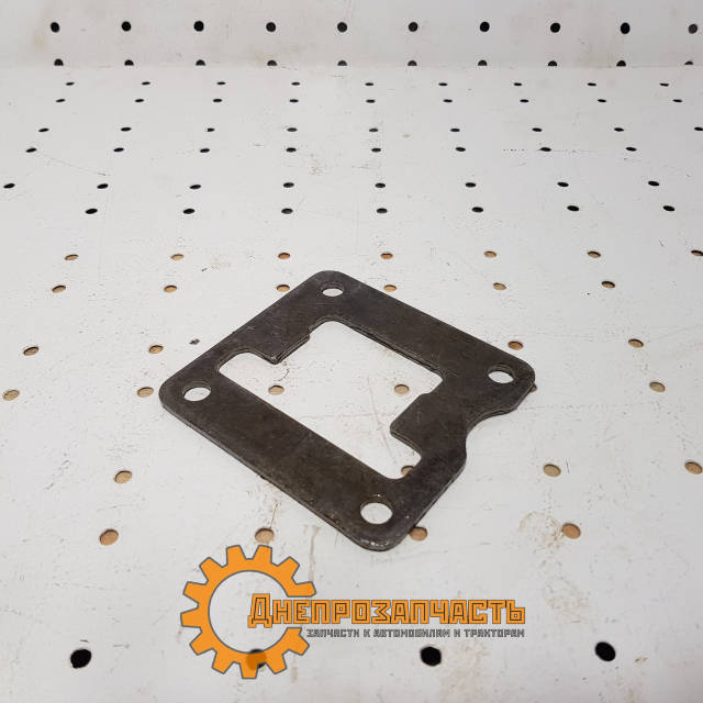 Купить Пластина ограничительная рычага КПП 70-1703084 МТЗ-80-82 в
