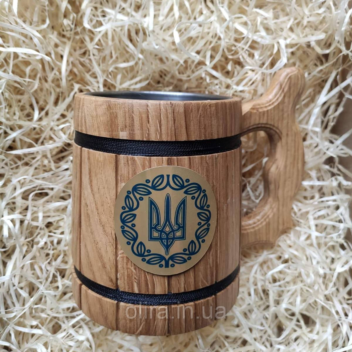 Дерев’яний кухоль герб України