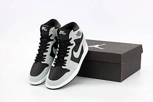 Високі баскетбольні кросівки Nike Air Jordan 1 Black Mid Grey Retro (Кросівки Найк Аїр Джордан сірі)