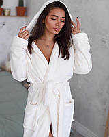 Красивий жіночий махровий халат в кремовому кольорі, фото 1