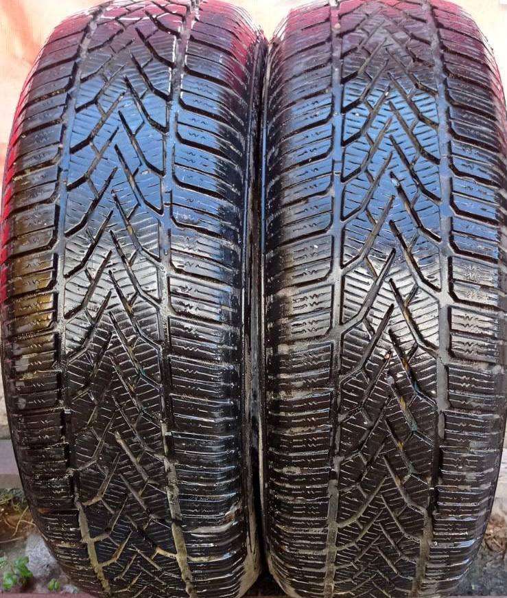Шини б у 195/65R15 Semperit зимові