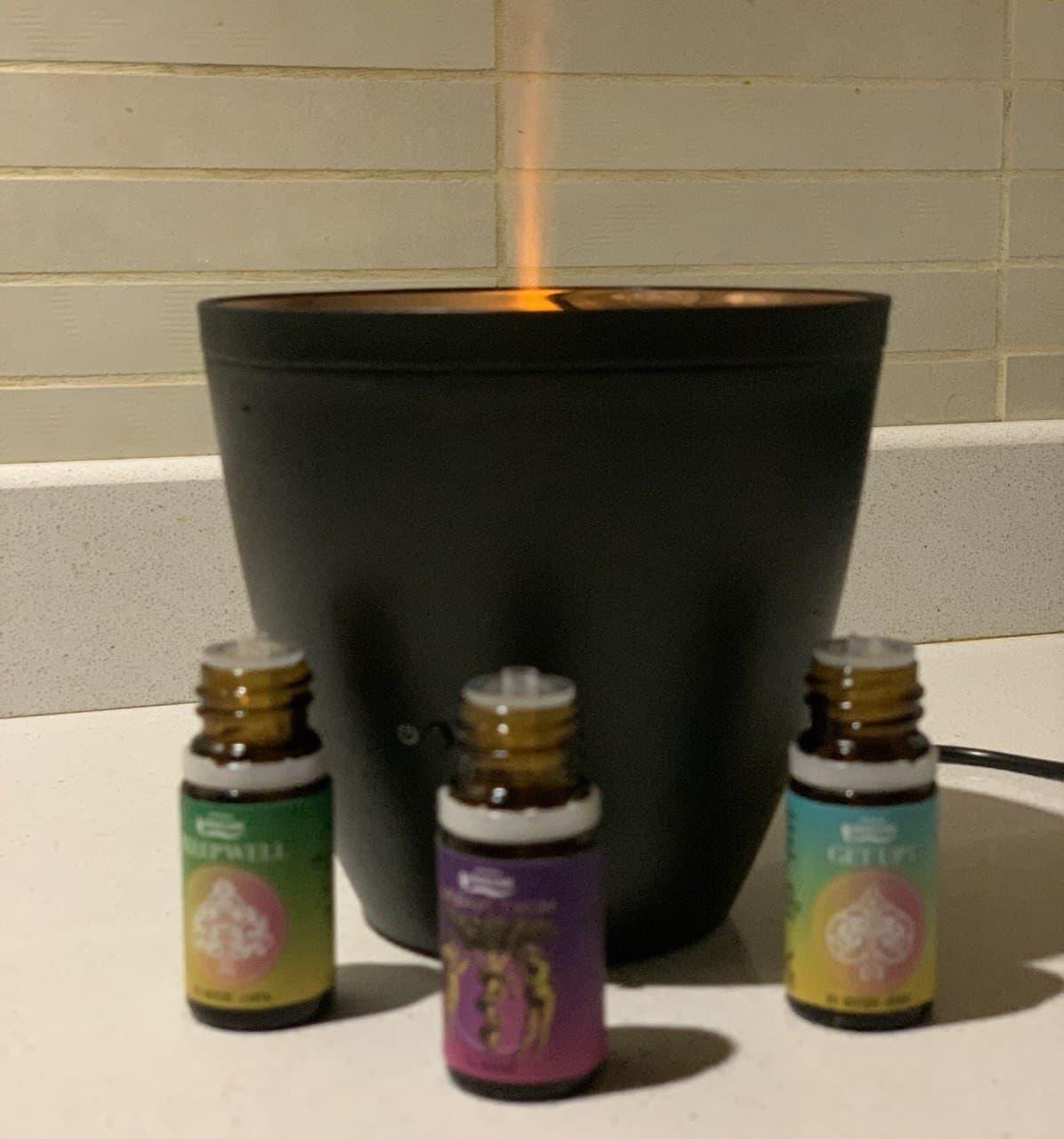 Аромодифузор ультразвукової Зії Zoe Black 80 мл+3 композиції ефірних олій Вівасан