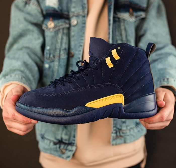 cap and gown jordan 12