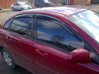 Дефлектори вікон Chevrolet Lacetti 2004-2014 седан. Вітровики на Daewoo Gentra сед. Ravon Gentra