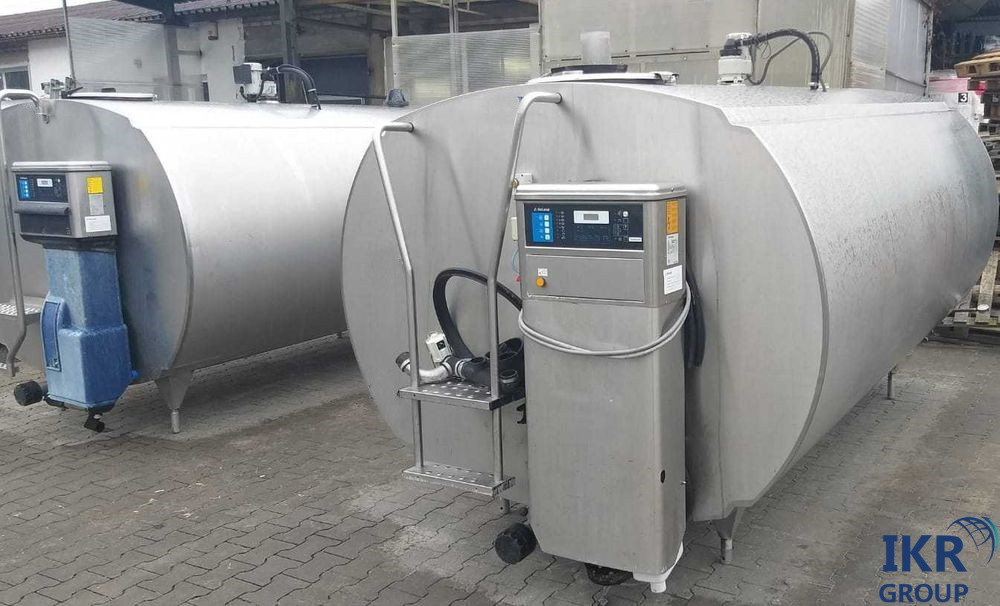 Танк-охолоджувач молока DeLaval 4000 літрів / Охладитель молока закрытого типа 4000 л DeLaval