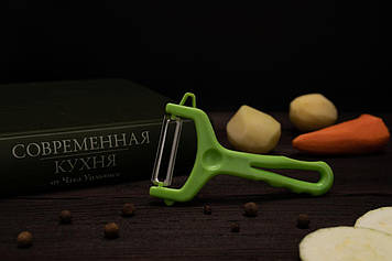 Овочевий пластиковий з зубчастим лезом