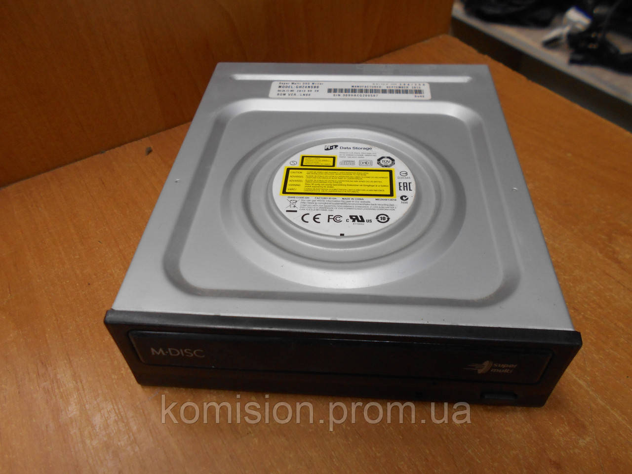 Привод DVD-RW Hitachi-LG SATA для компьютера