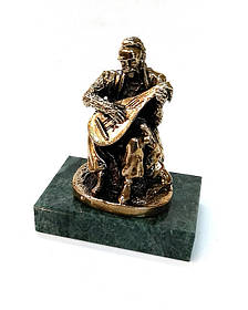 Статуетка Козак Мамай з бандурою з бронзи на подарунок