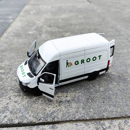 Модель автомобіля Вантажне таксі Groot 1:32. Іграшкова машинка Грут. Фірмова металева машинка Groot. Брендований Mercedes-Benz, фото 1